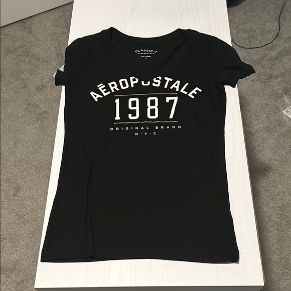 Aeropostale Black Crew Neck Short Sleeve T-Shirt - Picture 1 of 4